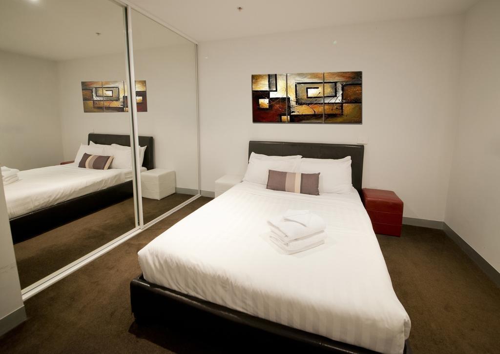 Abc Accommodation- Flinders Street Melbourne Exterior photo