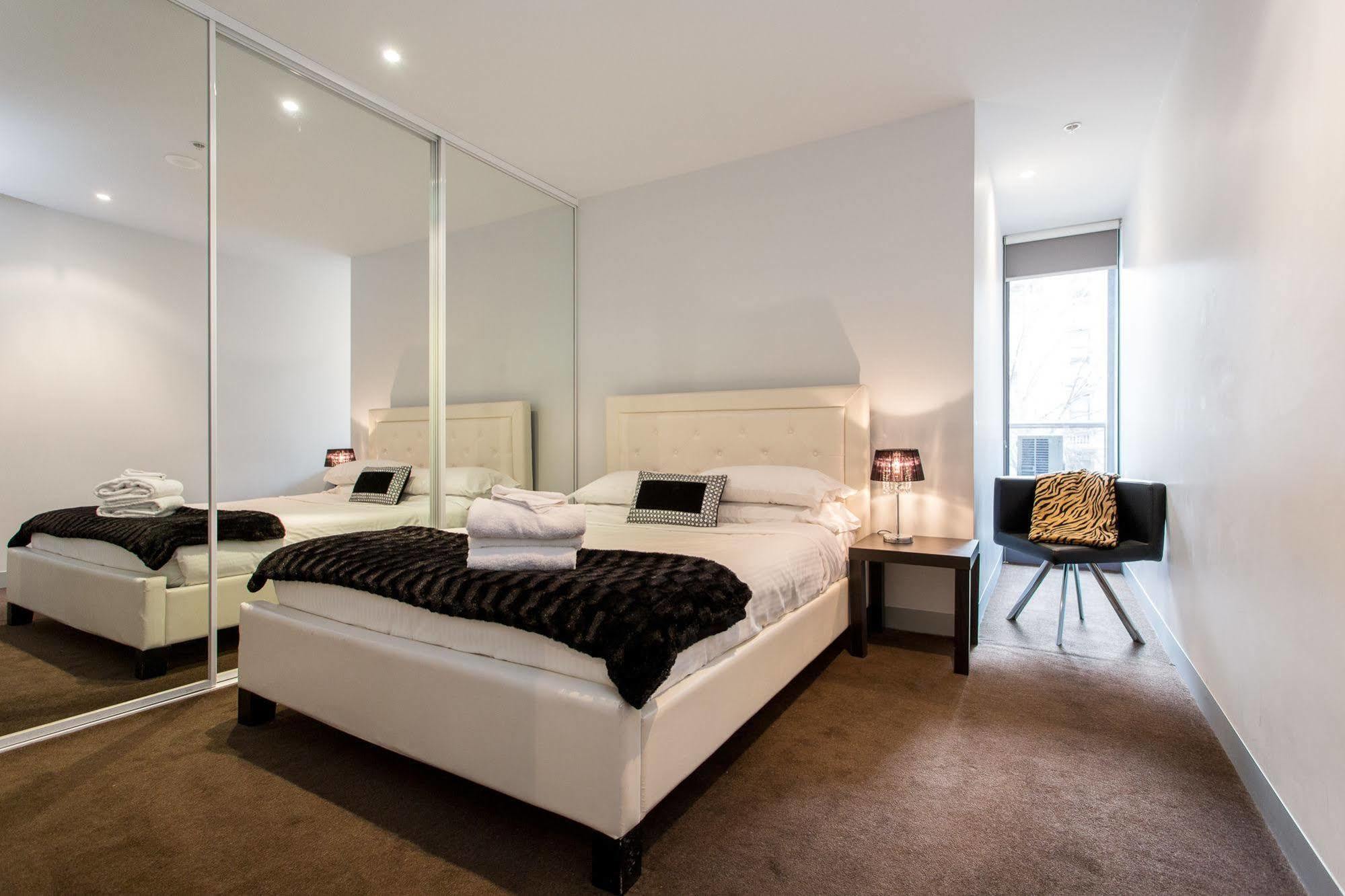 Abc Accommodation- Flinders Street Melbourne Exterior photo
