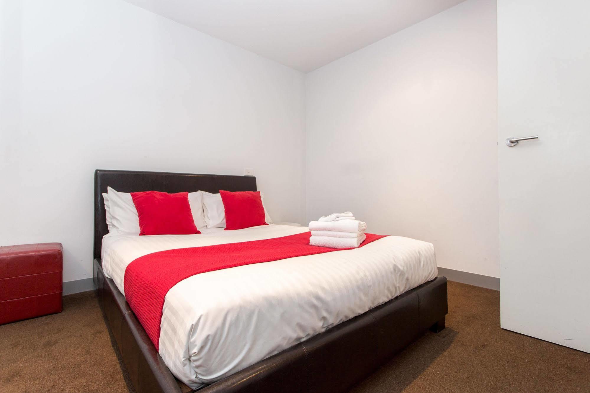 Abc Accommodation- Flinders Street Melbourne Exterior photo