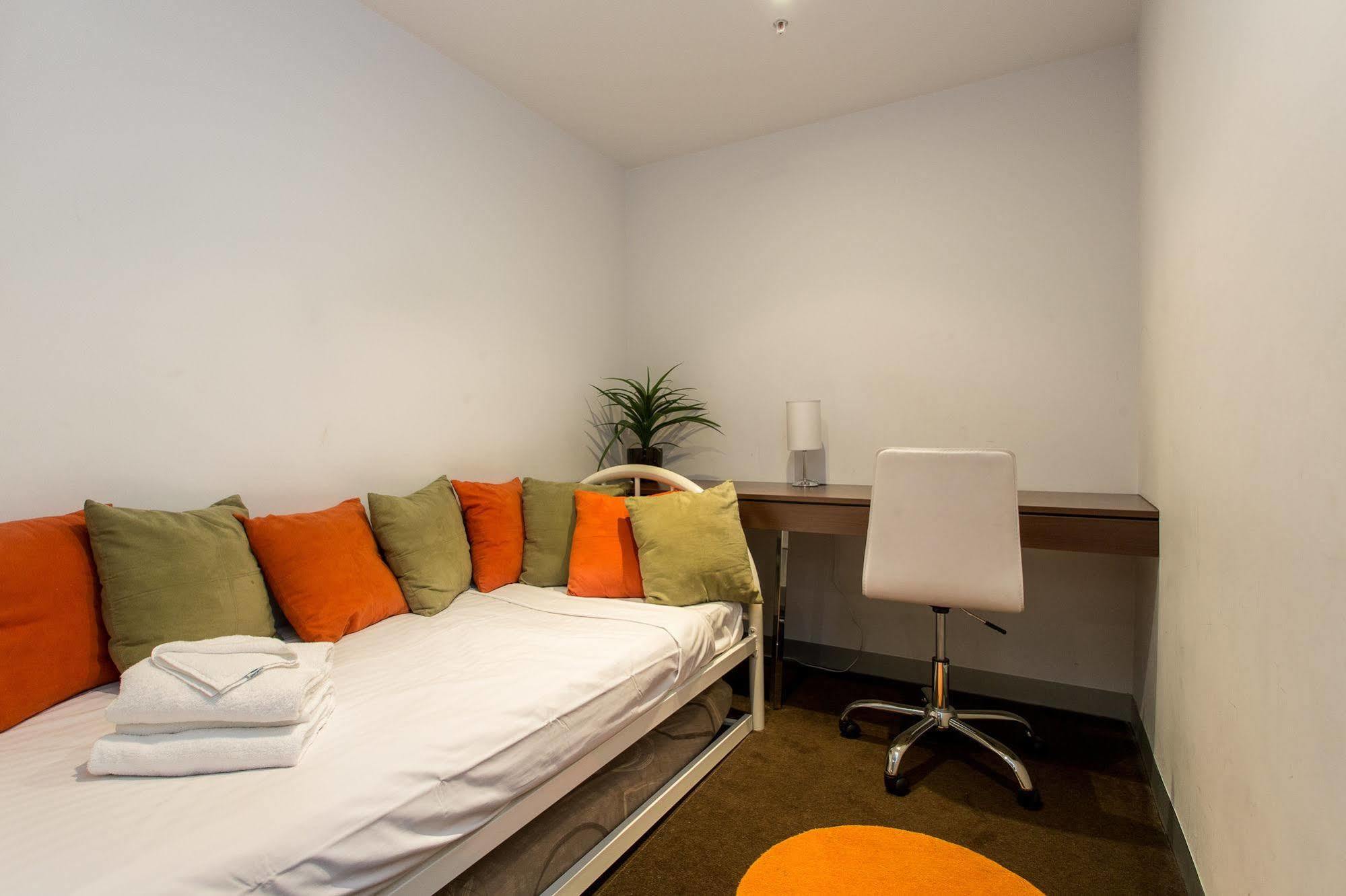 Abc Accommodation- Flinders Street Melbourne Exterior photo